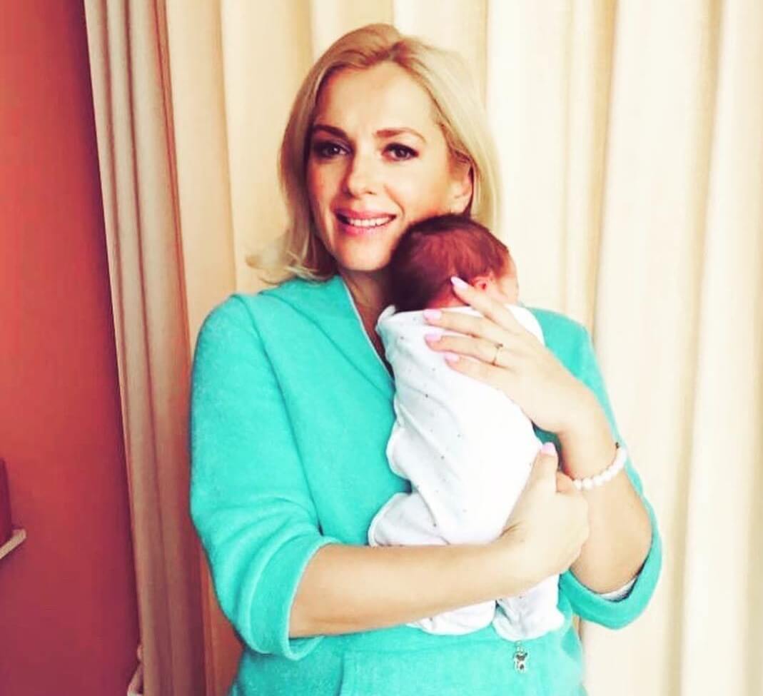 Мария Порошина с новорожденным сыном
