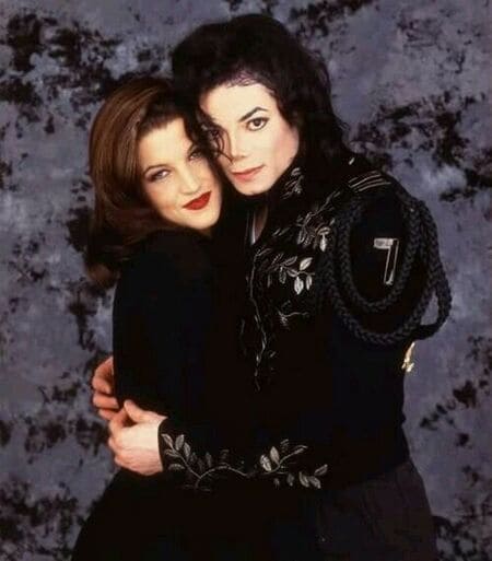 Первые фото поженившихся Майкла Джексона и Лизы Пресли