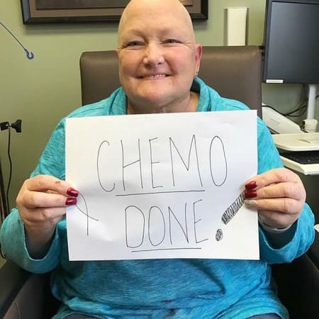 Дебби Роу лечится от рака
