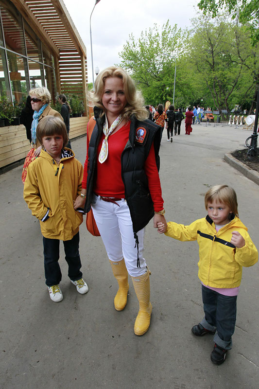 Екатерина Пескова с сыновьями