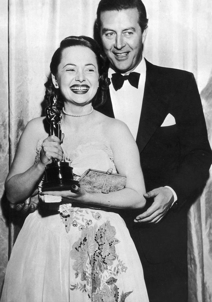 Оливия де Хвилленд получила первый «Оскар», 1947 г.