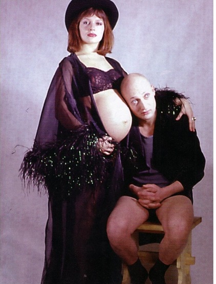Мария Порошина, беременна первой дочерью, с Гошей Куценко
