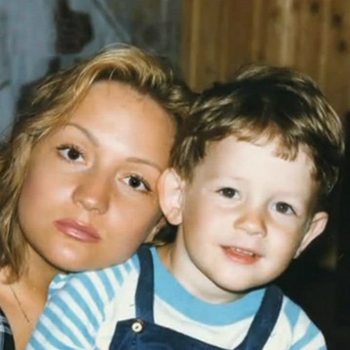 Татьяна Буланова в молодости с сыном