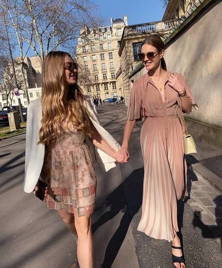 Наталья Водянова и Кристина перед показом Dior, февраль 2019 г.